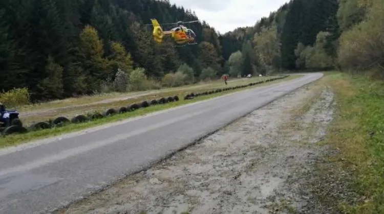 Wypadek quada w Wierchomli Małej. Na miejsce wezwano śmigłowiec LPR