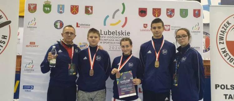Zawodnicy UKS Arcus Krynica z medalami na XXVI Ogólnopolskiej Olimpiadzie Młodzieży w sportach halowych w dyscyplinie taekwondo olimpijskie