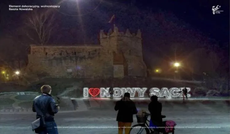 Przy ruinach zamku w Nowym Sączu ma powstać konstrukcja z napisem  I♥NowySącz
