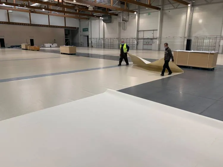 W hali Expo Targi Kraków powstaje Szpital Tymczasowy. Pomieści ponad 370 łóżek dla pacjentów covidowych