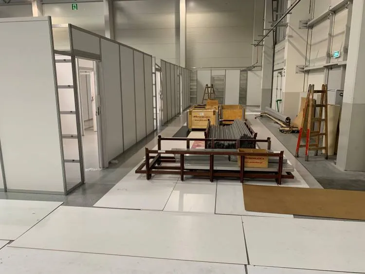 W hali Expo Targi Kraków powstaje Szpital Tymczasowy. Pomieści ponad 370 łóżek dla pacjentów covidowych