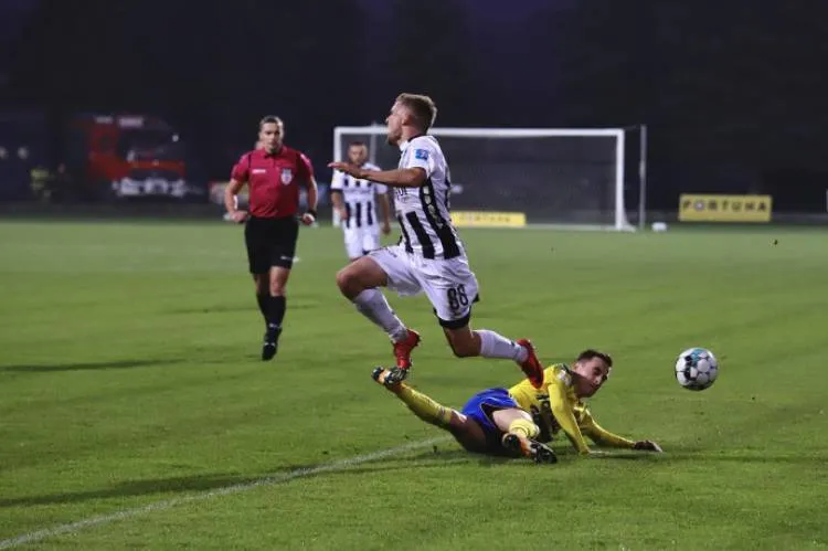 Sandecja przegrywa z Arką Gdynia 1:5