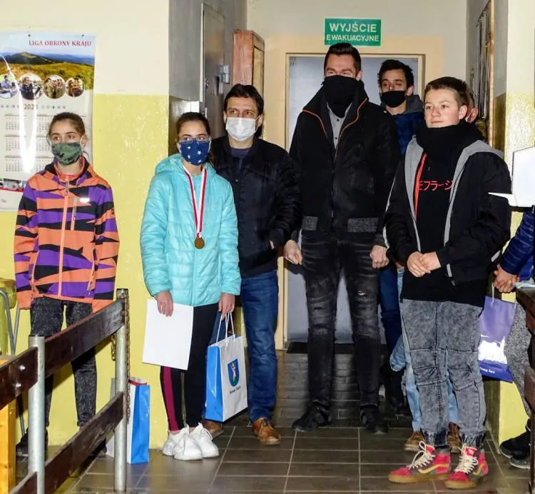 Na terenie sądeckiej strzelnicy sportowej odbyły się zawody strzeleckie upamiętniające 102 rocznicę odzyskania niepodległości