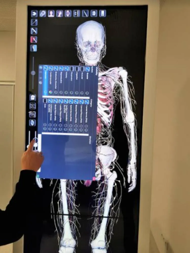 Centrum Symulacji Medycznej PWSZ wzbogaciło się o kolejne spektakularne pomoce dydaktyczne Nowy Sącz