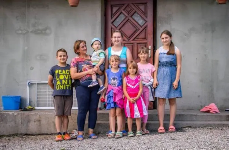 21 grudnia ONLINE Charytatywny Koncert Świąteczny Fundacji "Będzie Dobrze". Dochód z wydarzenia zostanie przeznaczony na dokończenie budowy domu dla Pani Doroty z Trzetrzewiny