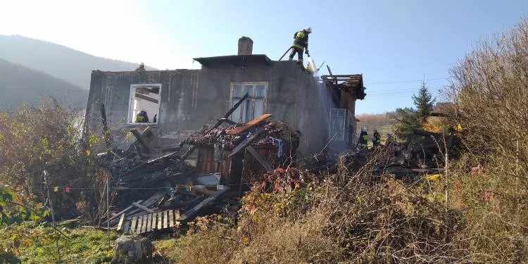 Stracili w pożarze dom. Ruszyła internetowa zbiórka pieniędzy dla rodziny państwa Oleksych 