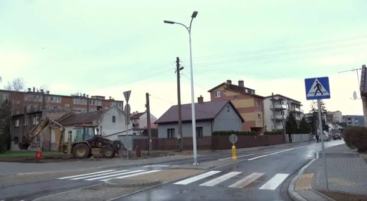 Nowe rondo łączące ulicę Barską i Broniewskiego już przejezdne Nowy Sącz