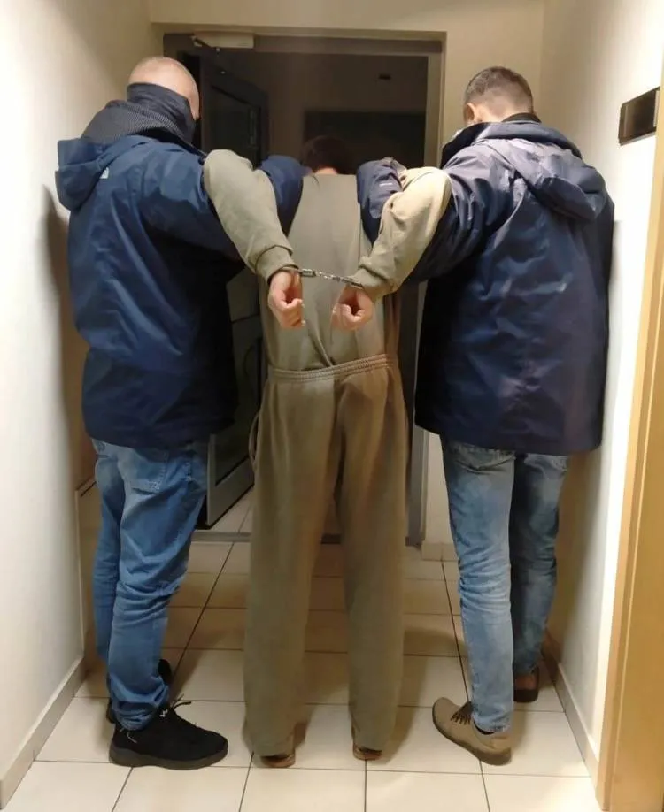 Pobili, okradli i wrzucili do potoku. Sprawcy brutalnego rozboju trafili do aresztu