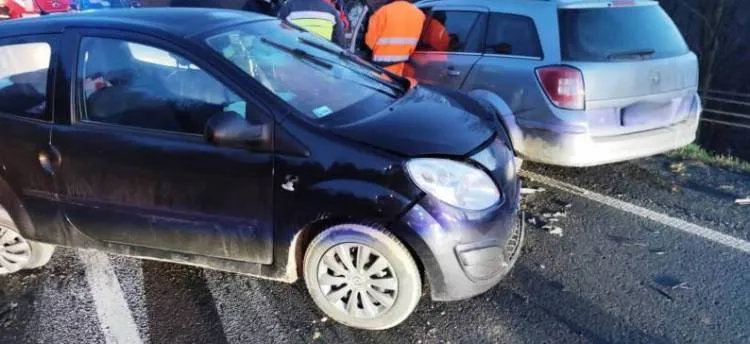 W Mszalnicy zderzyły się cztery samochody. Dwie osoby trafiły do szpitala