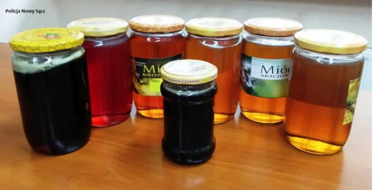 Do trzech razy sztuka. Okradali stoiska z regionalnymi produktami. W końcu wpadli w ręce Policji