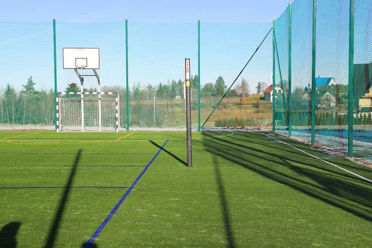 Zakończyła się przebudowa boiska sportowego w Starym Rybiu