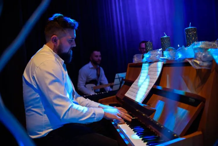 W Centrum Kultury i Promocji Gminy Łososina Dolna odbył się Koncert Świąteczny