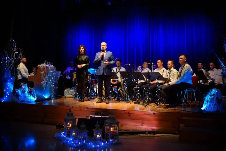 W Centrum Kultury i Promocji Gminy Łososina Dolna odbył się Koncert Świąteczny