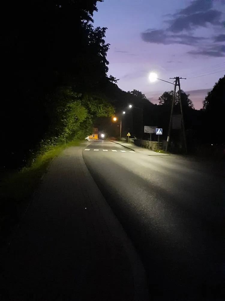 W centrum Kamionki Wielkiej została zmodernizowana sieć oświetlenia drogowego