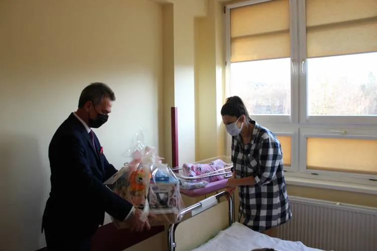 Pierwsze dziecko urodzone w 2021 roku w limanowskim szpitalu to dziewczynka (Rita)