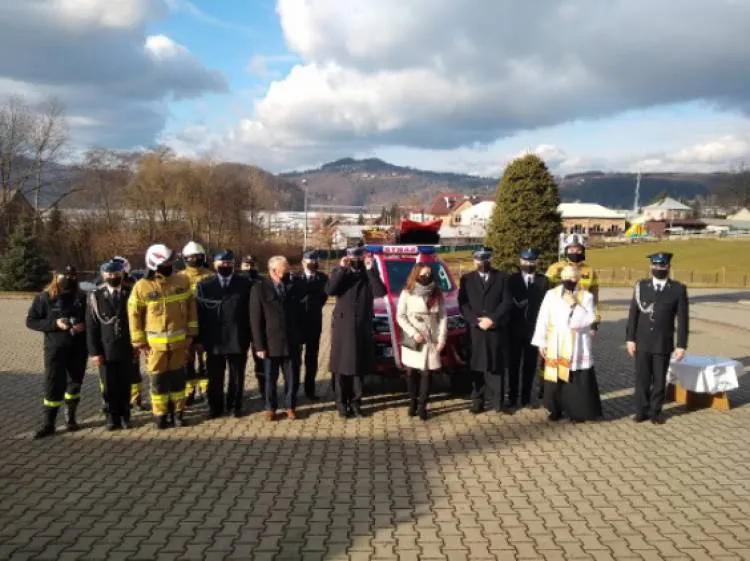 OSP Gródek nad Dunajcem ma nowy samochód ratowniczo-gaśniczy