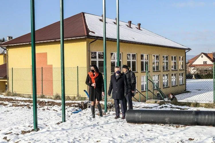 Marszałek Witold Kozłowski z wizytą w sądeckich gminach