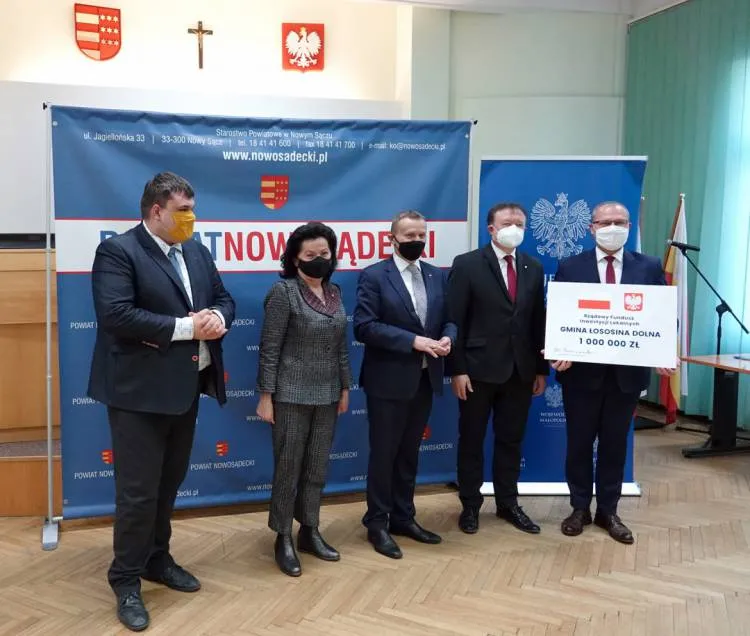 Starostwo i gminy z powiatu nowosądeckiego z dofinansowaniem z Rządowego Funduszu Inwestycji Lokalnych