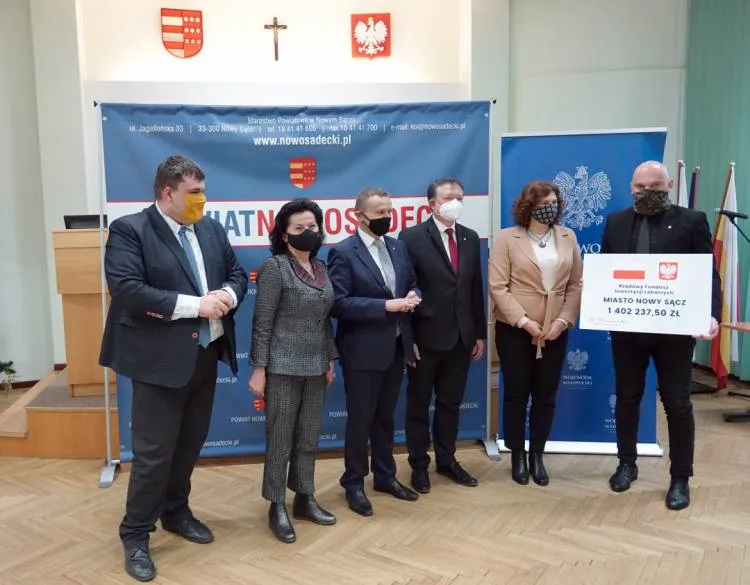 Starostwo i gminy z powiatu nowosądeckiego z dofinansowaniem z Rządowego Funduszu Inwestycji Lokalnych