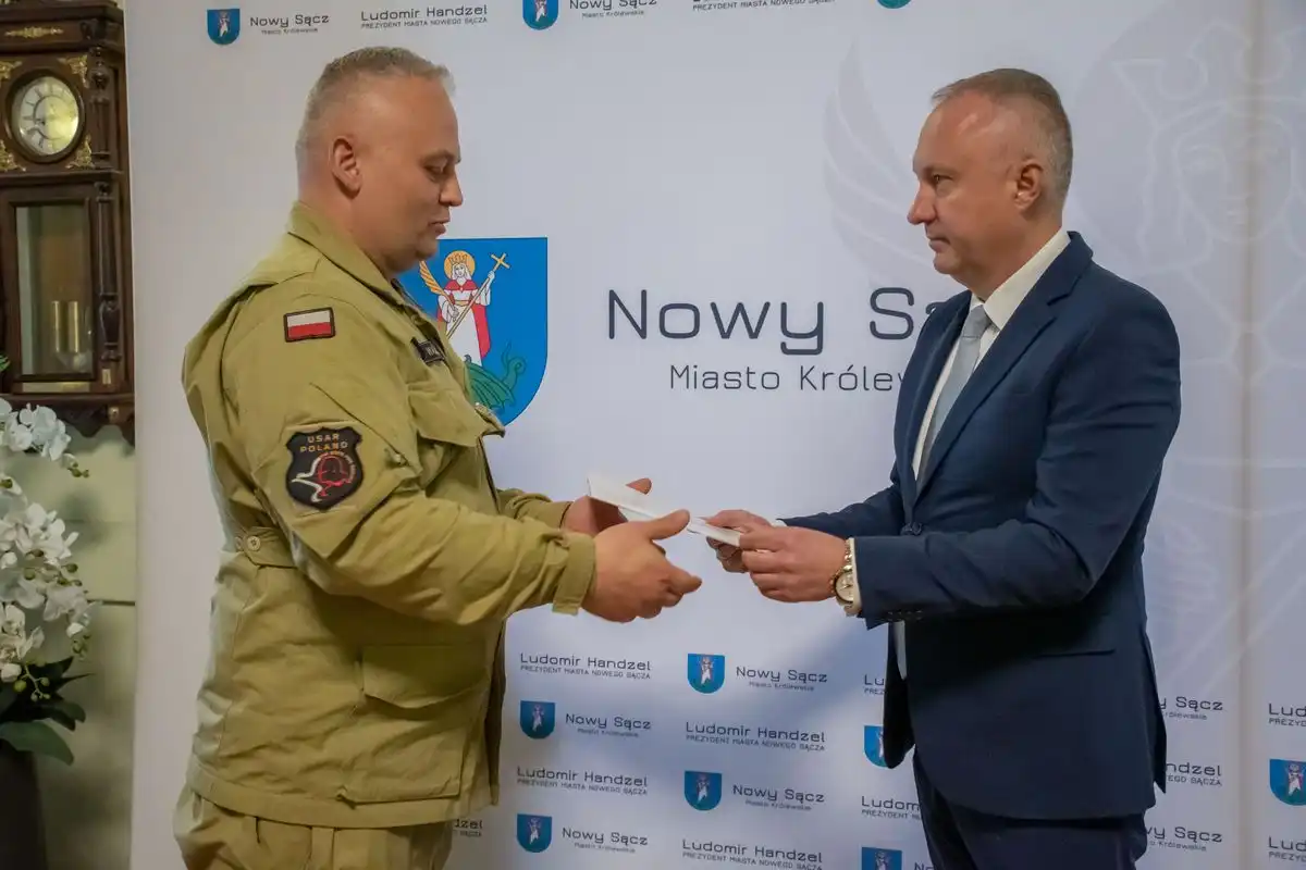 Nowy Sącz: Prezydent podziękował strażakom SGPR „Nowy Sącz” za działania ratownicze w Turcji