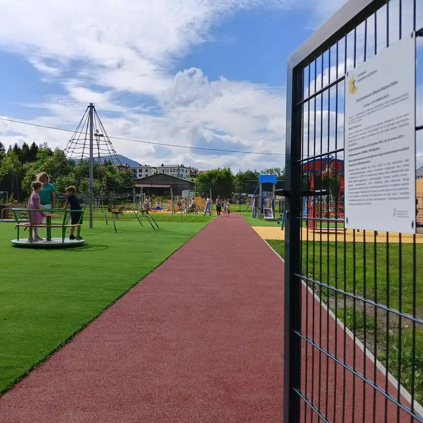 Nowa przestrzeń zabawy i integracji w Mszanie Dolnej