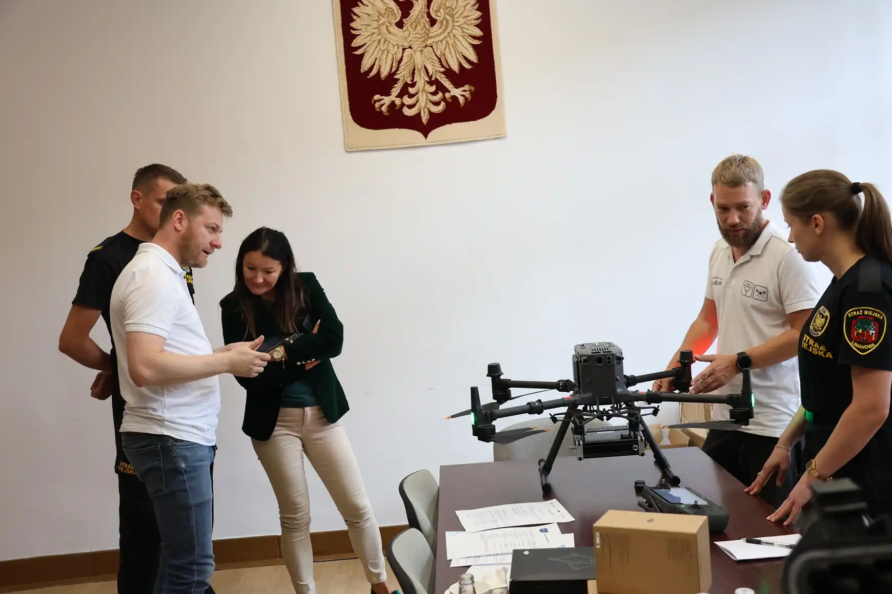 Straż Miejska w Limanowej zyskała drona do walki ze smogiem