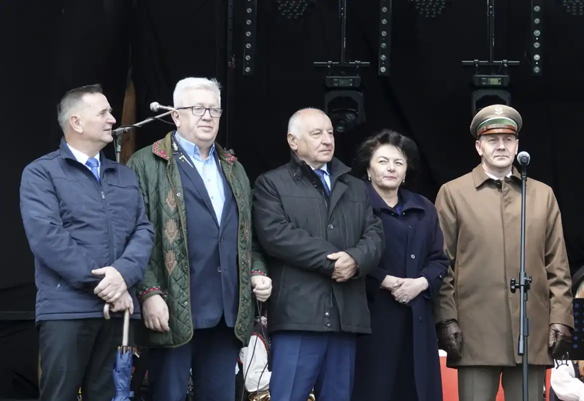 Święto Kwitnących Sadów w Łososinie Dolnej