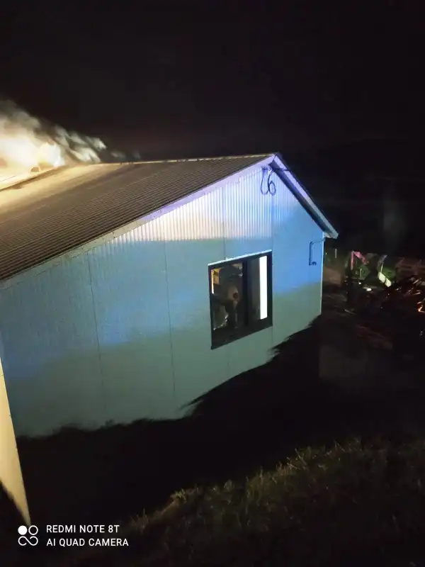 Pożar w Gródku. Paliło się w kotłowni w suszarni na drewno