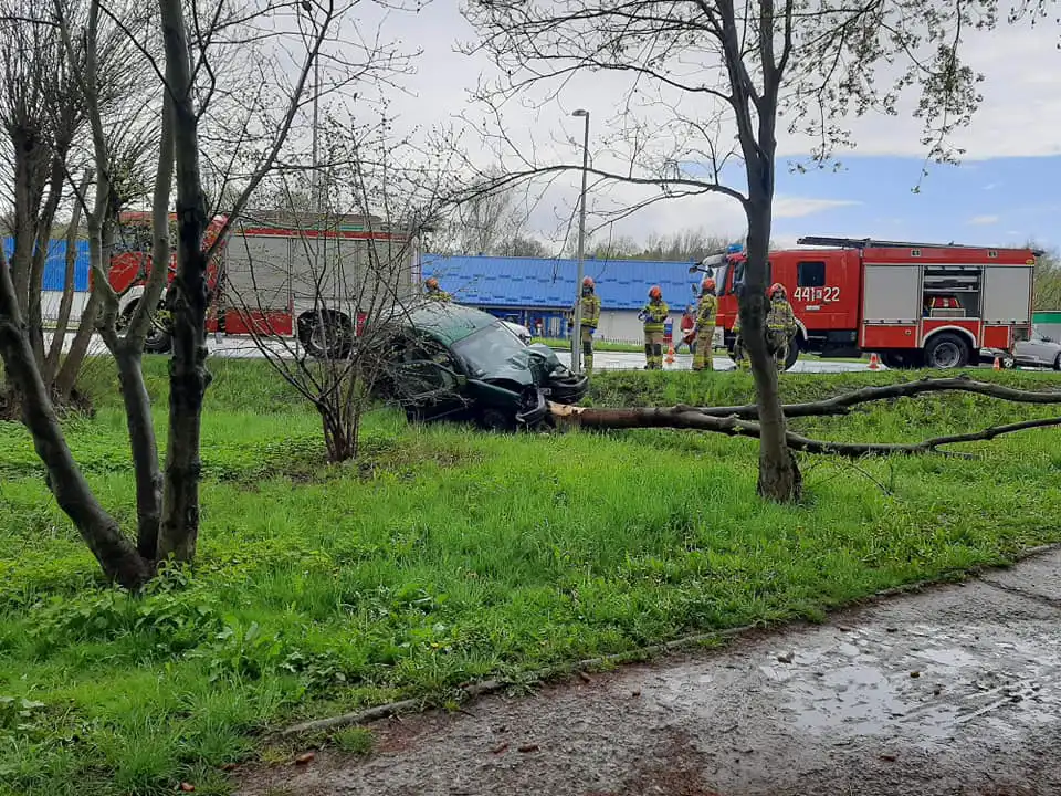 Wypadek w Gorlicach. 4 osoby poszkodowane, w tym dwoje dzieci