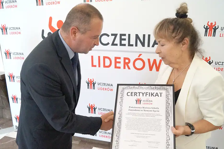 PWSZ Uczelnią Liderów 2022 z wyróżnieniem