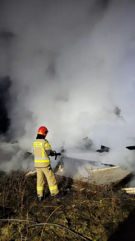 Pożar w Szczawniku. Prawdopodobną przyczyną podpalenie