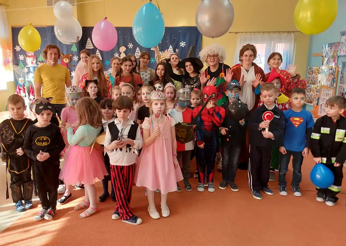 Uczniowie ZS w Starym Sączu zorganizowali zajęcia z animacji dla przedszkolaków