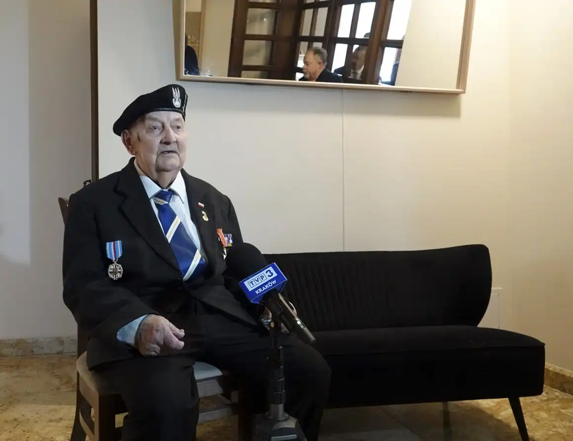 Kapitan Jan Brzeski świętował setne urodziny w gronie rodziny i generałów