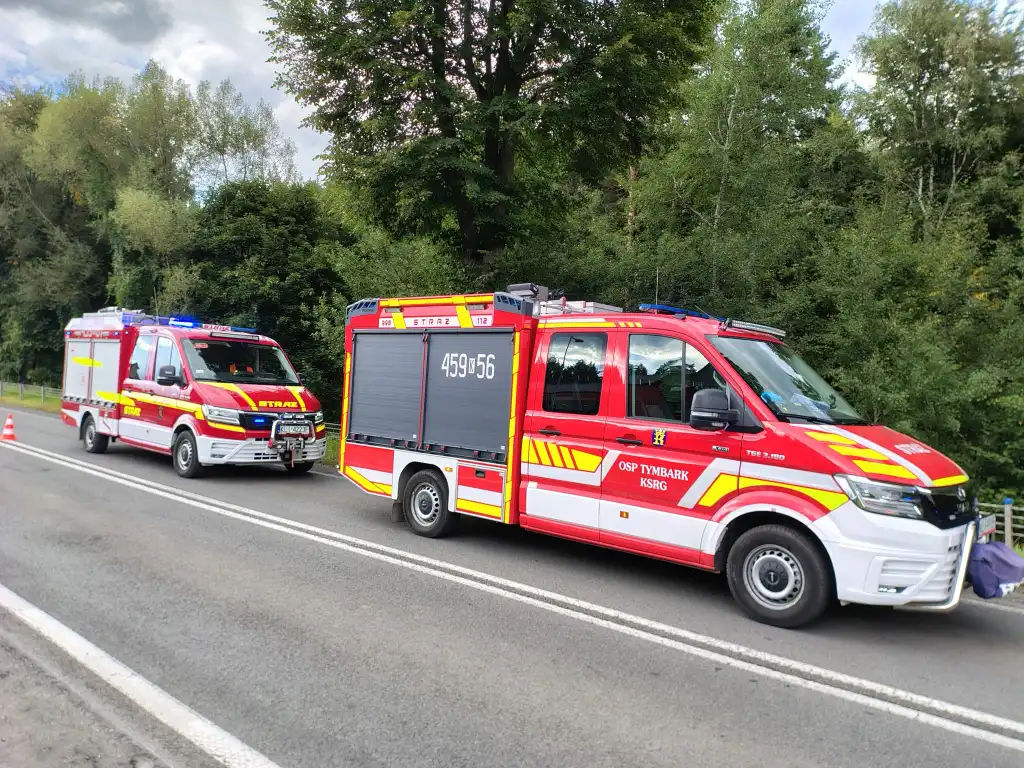 Wypadek w Zamieściu: dwa auta rozbite, interweniowały służby