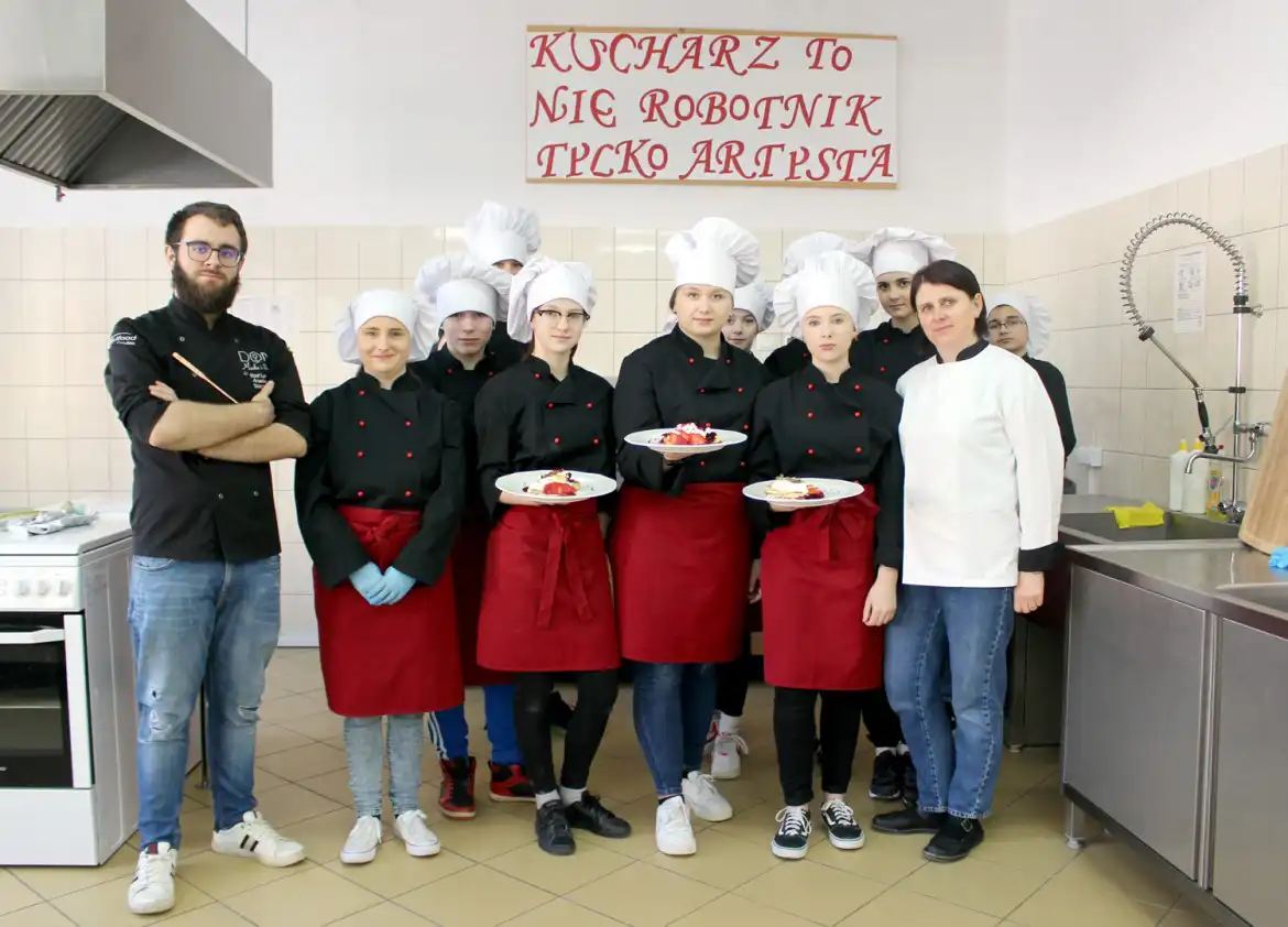 ZSP w Krynicy-Zdroju: Młodzi adepci gastronomii uczestniczyli w kulinarnym pokazie