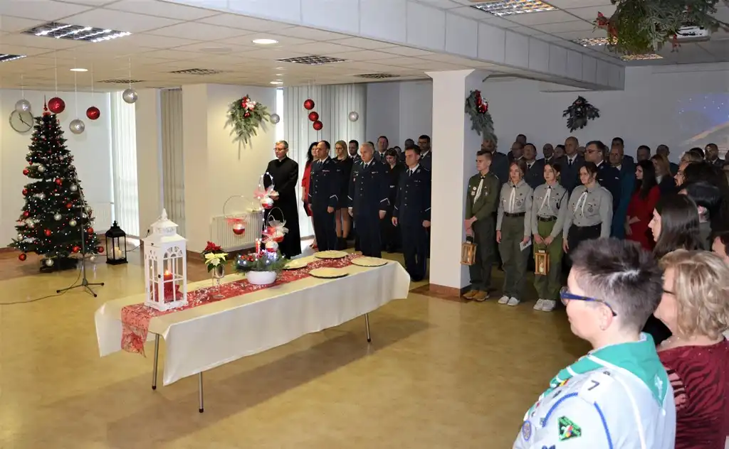 Spotkanie opłatkowe w sądeckiej komendzie