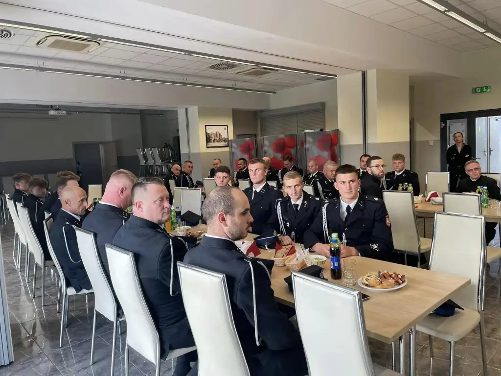 Nowy sprzęt dla OSP Mogilno i strażaków z gminy Korzenna