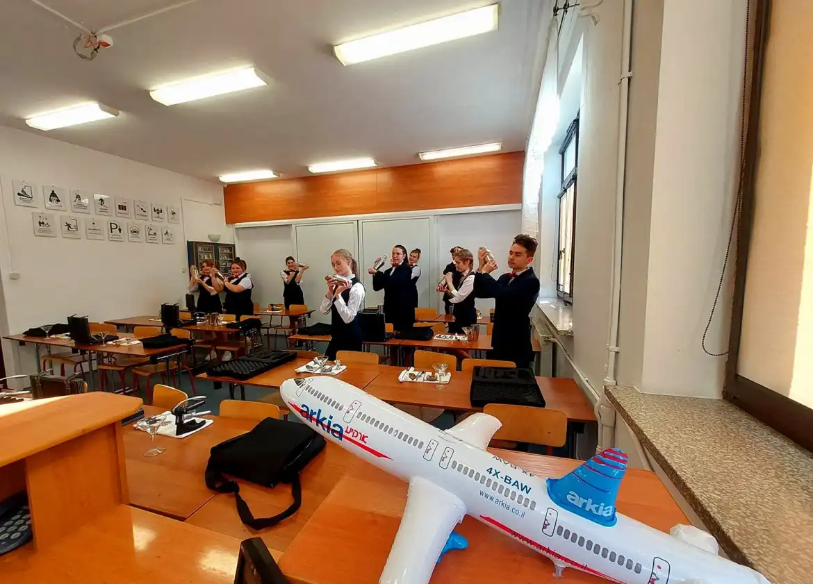 ZSP w Krynicy-Zdroju: barmani robili drinki w szkole