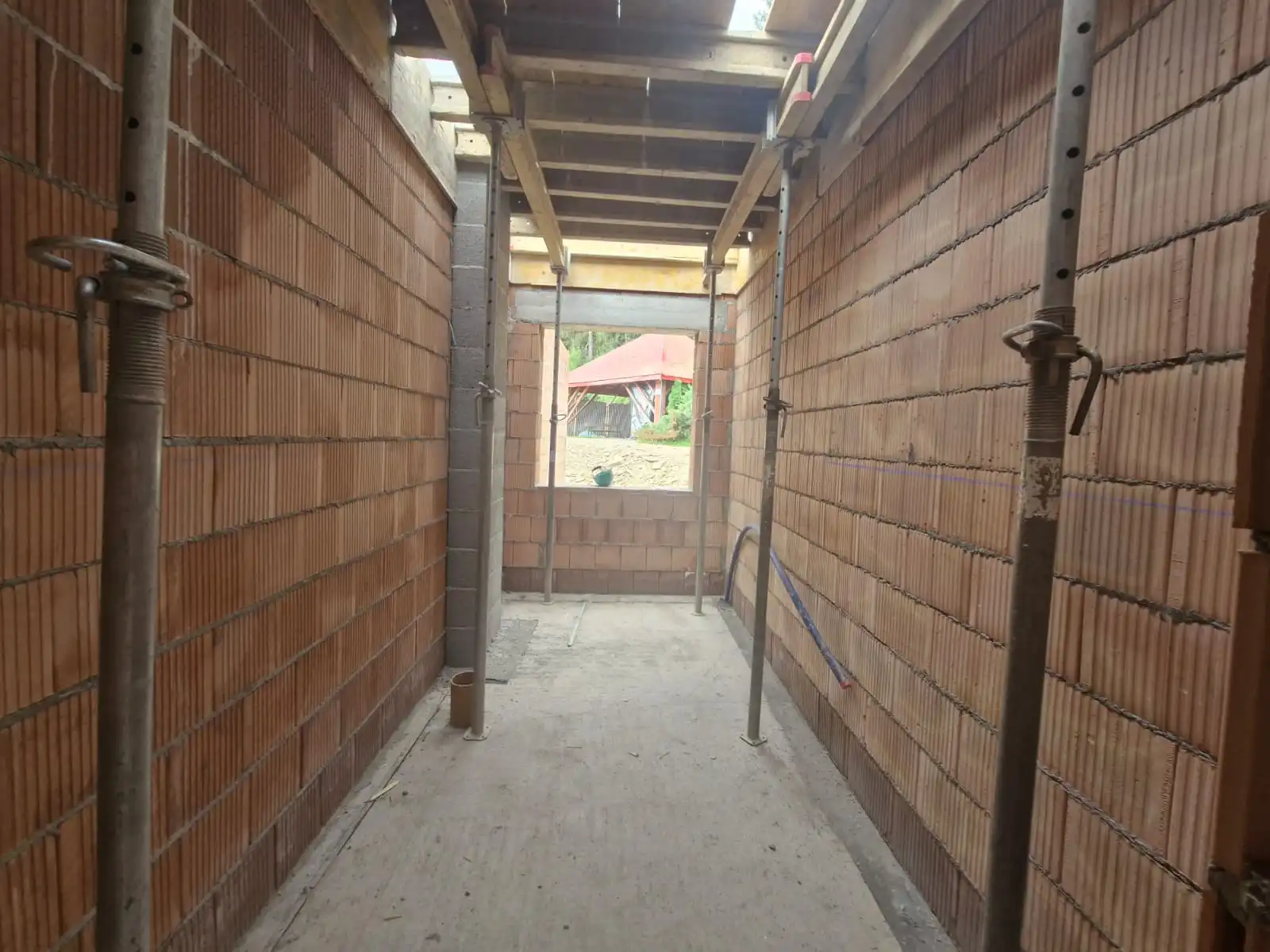 Nowa sala gimnastyczna w Skrudzinie nabiera kształtów