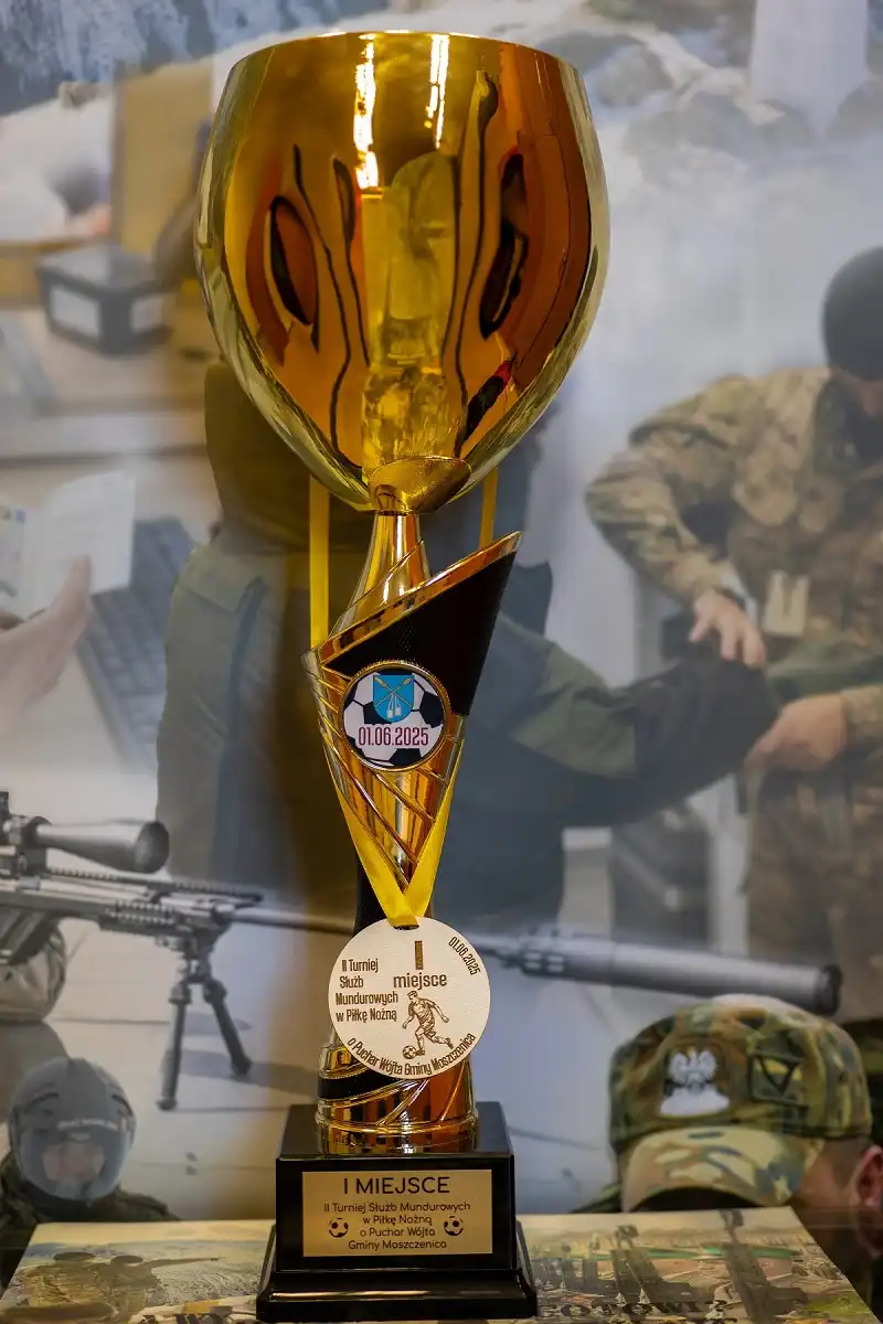 Straż Graniczna na podium. Zwycięstwo Karpackiego Oddziału SG w turnieju piłkarskim