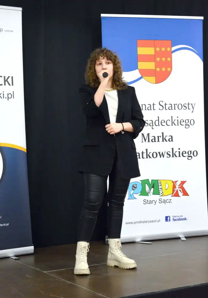 Ponad 30 uczestników wystartowało w eliminacjach XXVII Starosądeckiego Konkursu Młodych Wokalistów