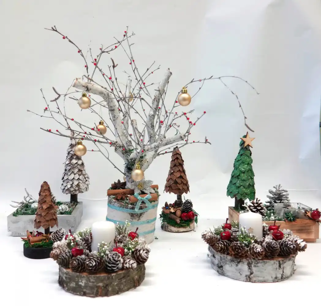 ZAZ w Nawojowej: Niepełnosprawni tworzą świąteczne dekoracje – przyjdź i kup