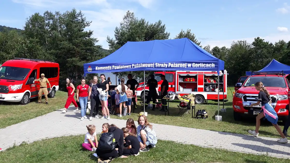 Piknik Rodzinny „Kręci mnie bezpieczeństwo nad wodą”. Uczestniczyli w nim gorliccy Policjanci