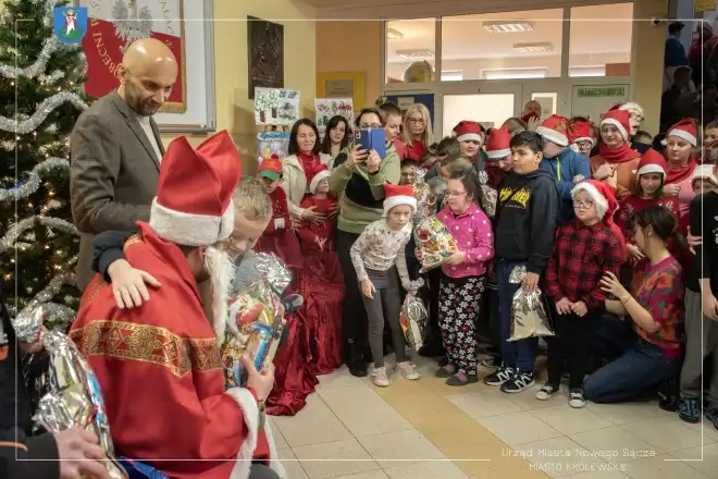 Prezydent wziął udział w akcji Motomikołajów