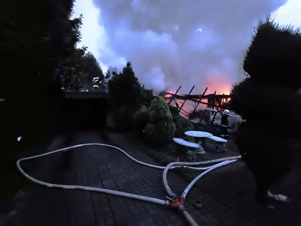 Pożar w Juraszowej. Płonął budynek gospodarczy