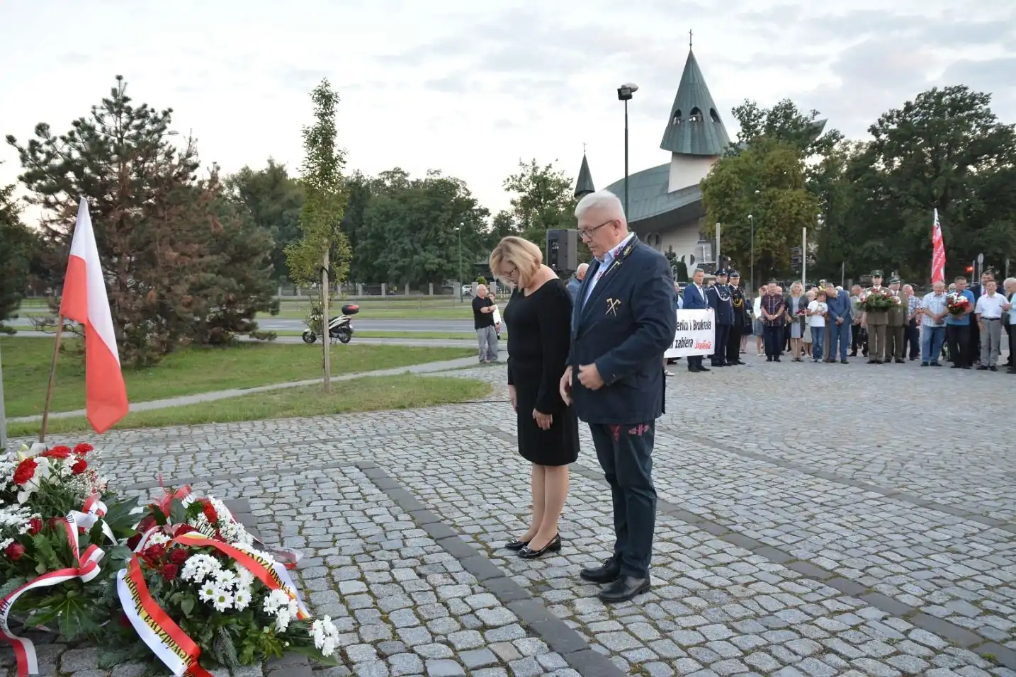 Nowy Sącz: uczczono 42. rocznicę podpisania porozumień sierpniowych oraz powstania Niezależnego Samorządnego Związku Zawodowego „Solidarność”