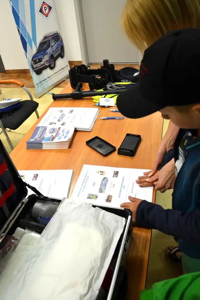 Mali goście z wizytą w sądeckiej komendzie