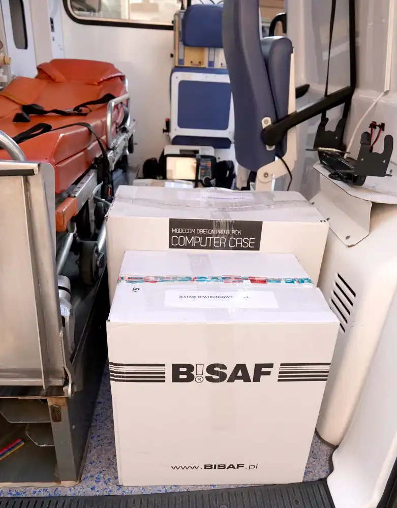 Dwie karetki Sądeckiego Pogotowia Ratunkowego jadą na Ukrainę