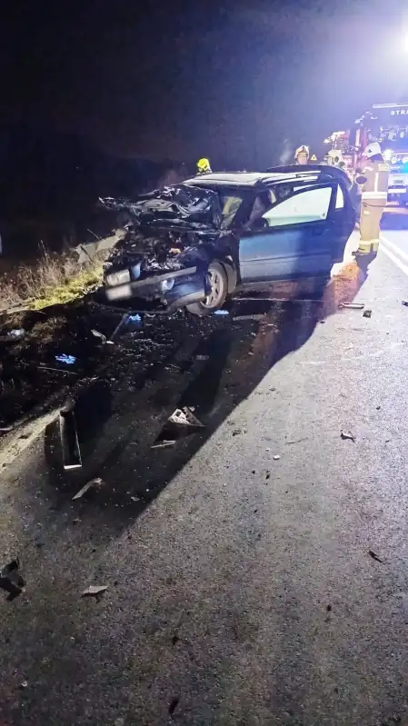 Wypadek drogowy w Podrzeczu, jedna osoba zmarła