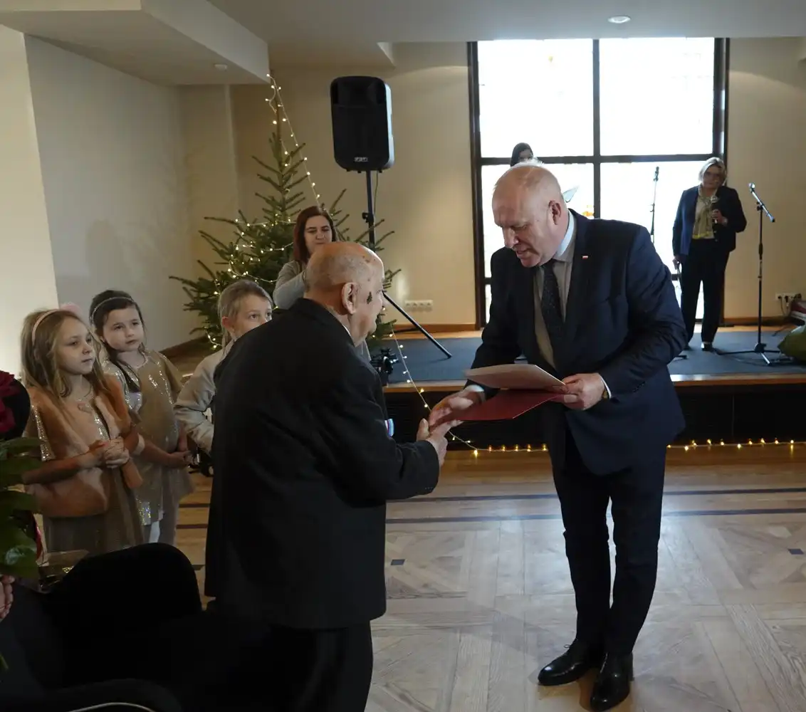 Kapitan Jan Brzeski świętował setne urodziny w gronie rodziny i generałów